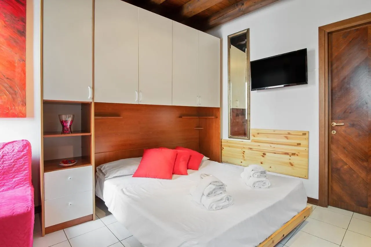 Sweet Studio Ponti Romani Apartment Padova Italy
