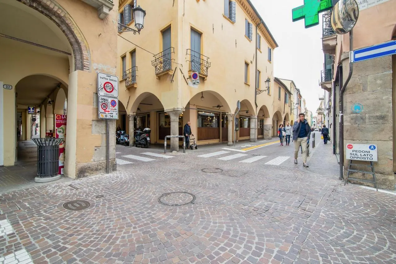 Sweet Studio Ponti Romani Apartment Padova Italy